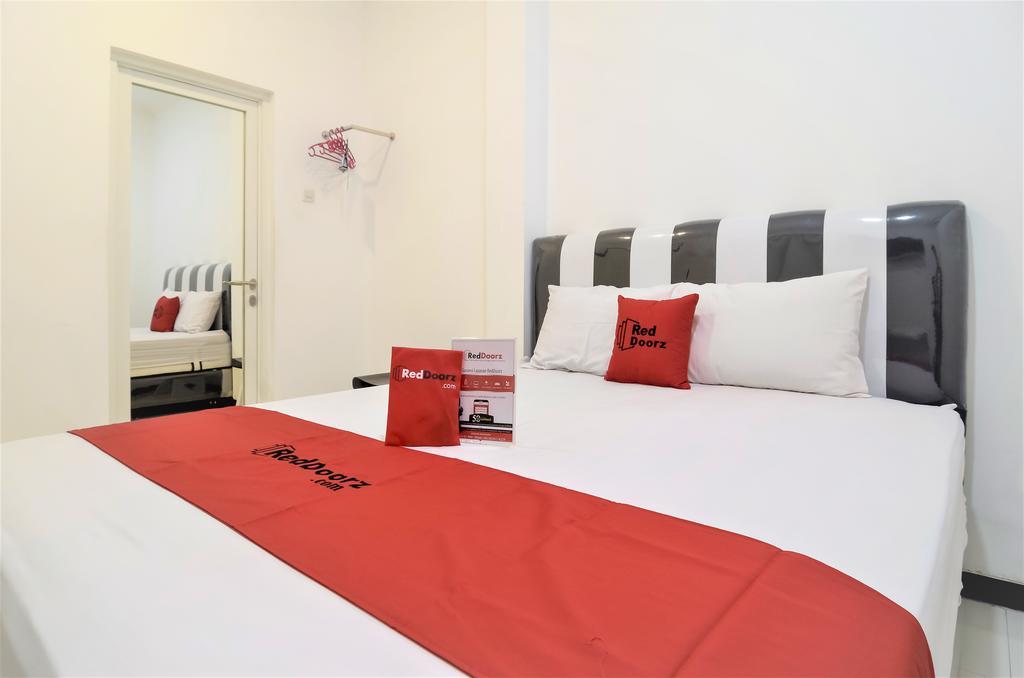Reddoorz Near Poncol Station 호텔 세마랑 외부 사진